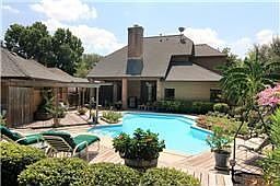 1st image of 7615 Club Lake Dr
