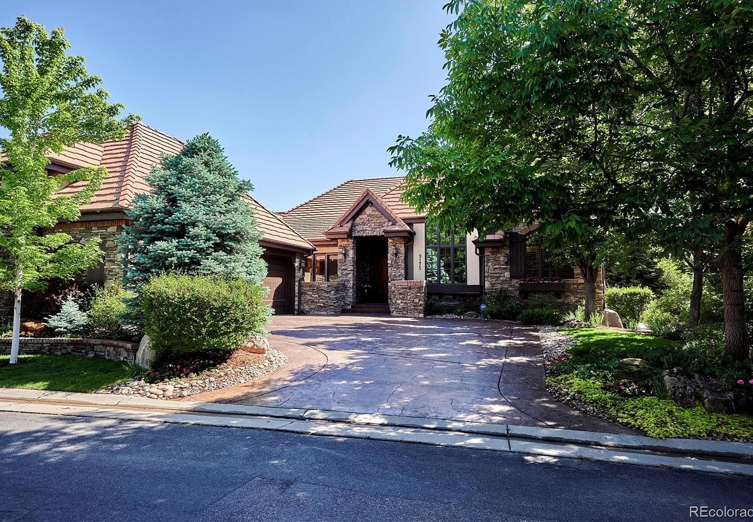 9175 E Wesley Avenue