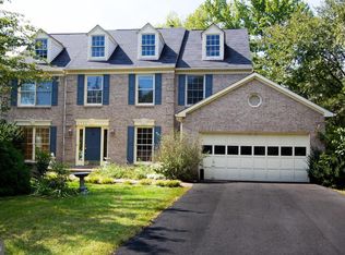 6754 Bronze Post Rd, Centreville, VA 20121