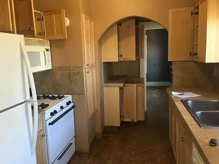 kitchen again