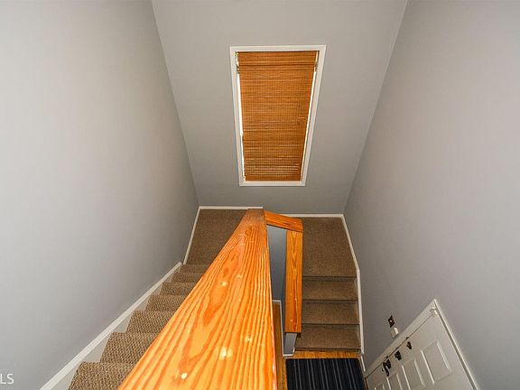 4th image of 1601 Cumberland Ct SE #1601