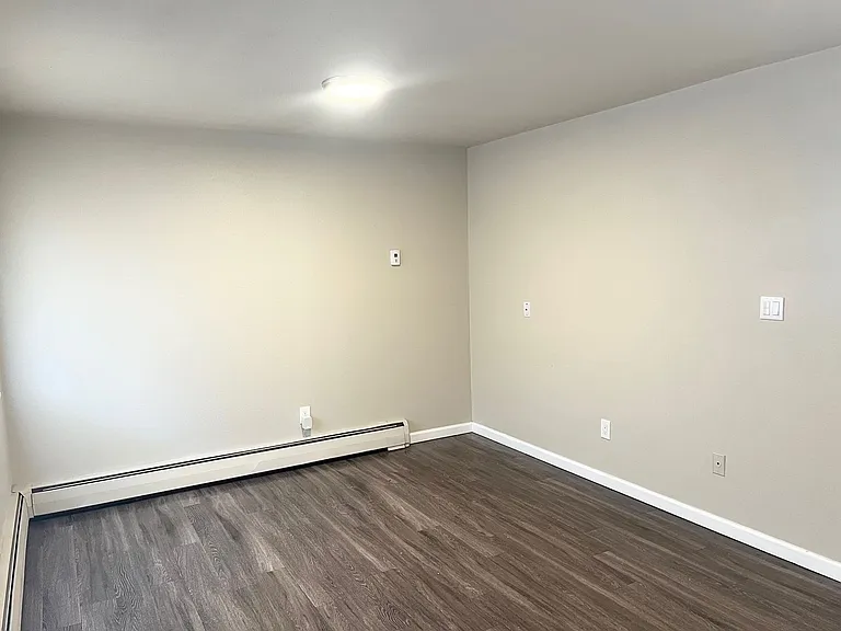 1021 W Vermijo Ave #B — Photo 2