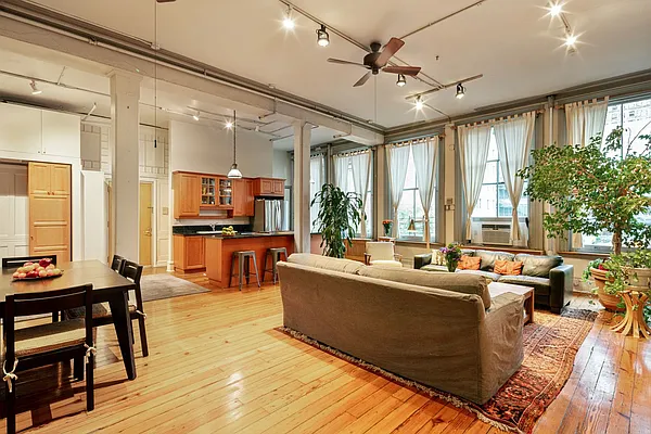 Rented by Compass | media 14