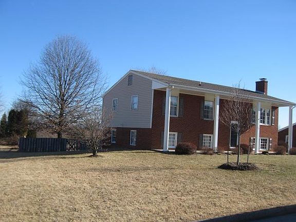 2nd image of 717 Joan Cir