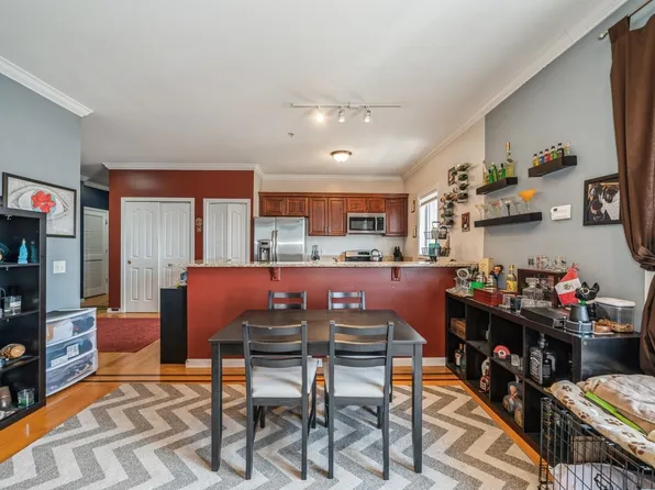 528 52nd St APT 301, West New York, NJ 07093