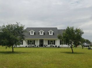 6329 Sun Dell Cir, Blackshear, GA 31516