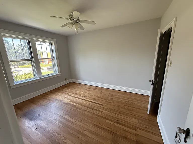 6148 Columbia Ave #2W — Photo 8