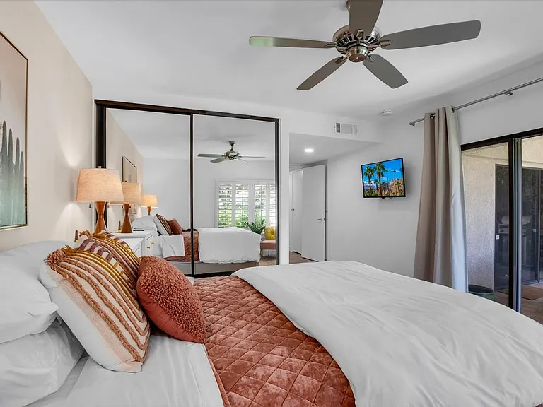 77652 Avenida Madrugada — Photo 18