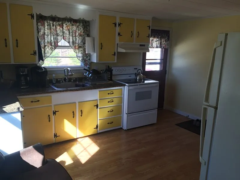 Building Photo - 266 Pownal Rd