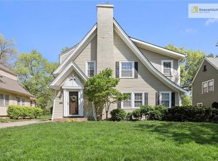 608 W Dartmouth Rd, Kansas City, MO 64113