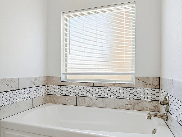 14801 Mike A Mendoza Ave — Photo 28