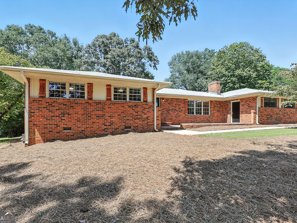 1st image of 260 Crestwood Dr