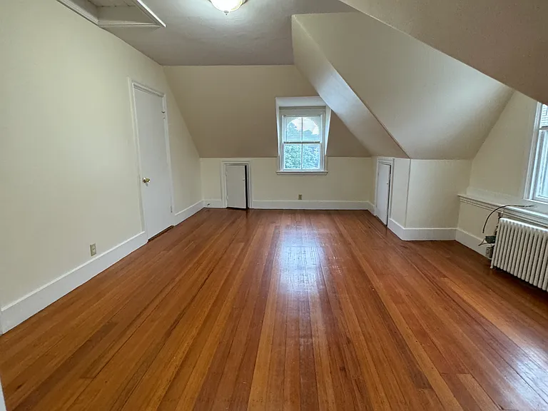 55 Water St — Photo 7