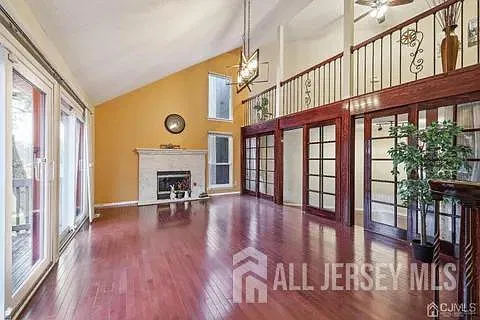 2 bed, 2.5 bath, 1604 sqft, $3,100 — Photo 3