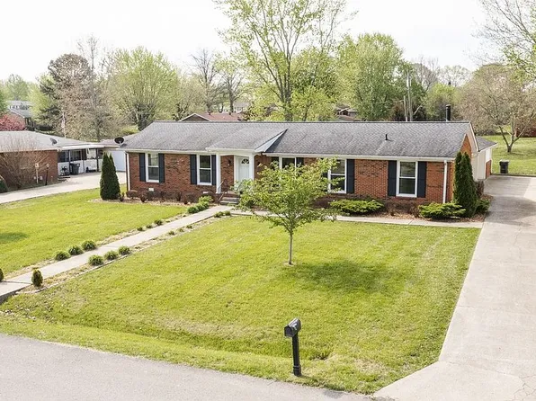 203 General Forrest Dr, Springfield, TN 37172