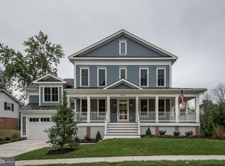 3801 N Ridgeview Rd, Arlington, VA 22207