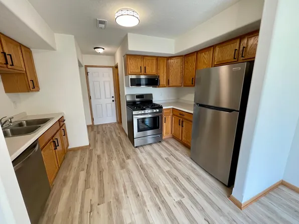 1343 Lemna Ave APT 2, Bourbonnais, IL 60914