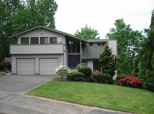 2207 135th Pl SE, Bellevue, WA 98005