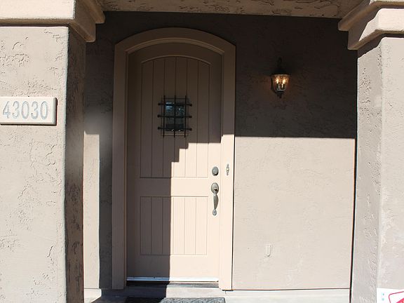 4th image of 43030 N OUTER BANK Drive