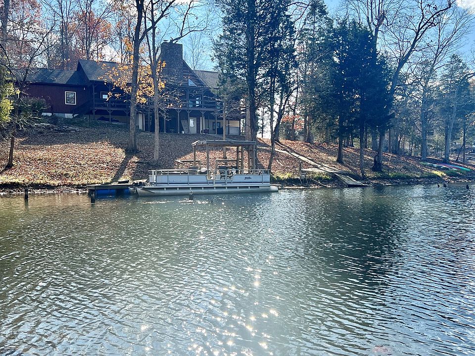 1st image of 121 Cedar Fork Ln