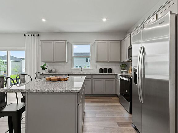 Ample Kitchen Cabinets