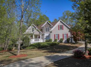 5690 Julian Rd, Gainesville, GA 30506