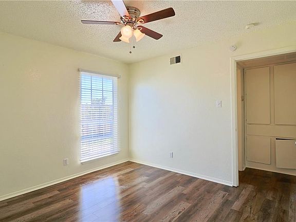 2nd image of 8033 Cambridge Cir