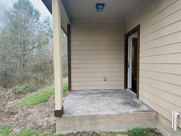 3126 Molly Dr — Photo 13