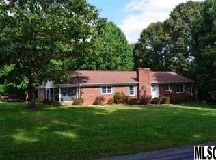 30 Forest Acres Ln, Taylorsville, NC 28681