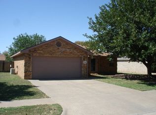 6916 Grover Ave, Lubbock, TX 79424