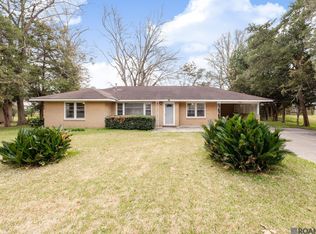 819 Avenue F, Port Allen, LA 70767