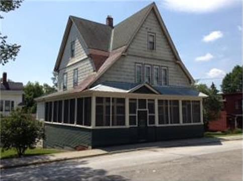 1st image of 33 Eastern Ave