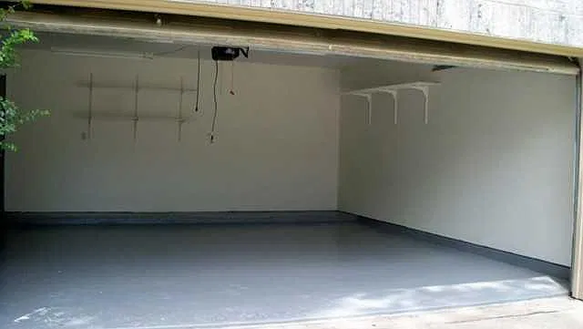 3 bed, 2.5 bath, 2059 sqft, $2,595 — Photo 3