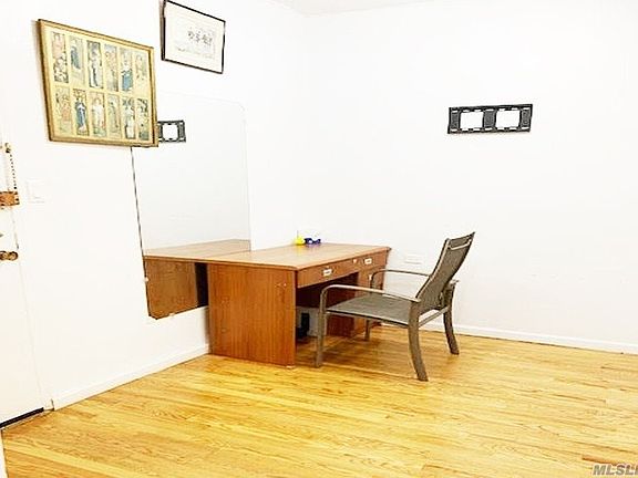 2nd image of 14340 Roosevelt Ave APT 1E