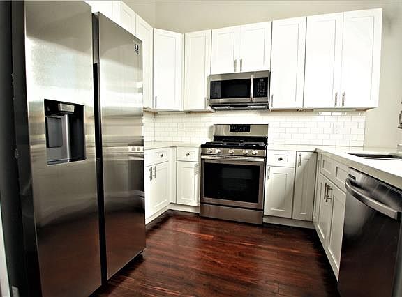 5th image of 1806 7th St