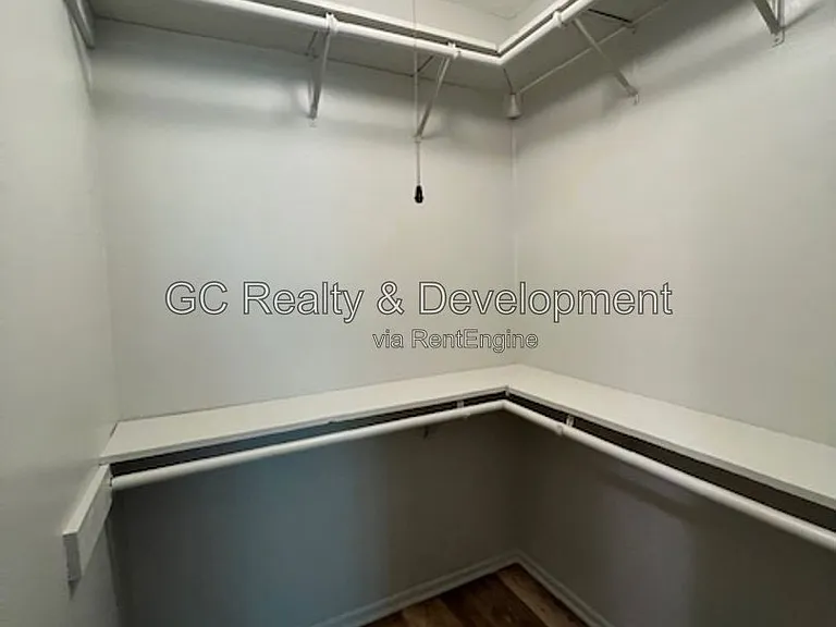 314 N Warwick Ave #2C — Photo 13