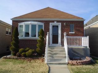 3320 N Ozark Ave, Chicago, IL 60634