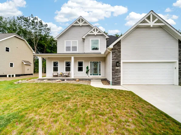 7372 Berry Trl, Fairview, PA 16415