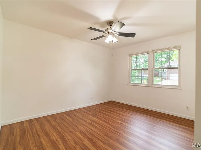 1226 Wissmann Dr — Photo 11