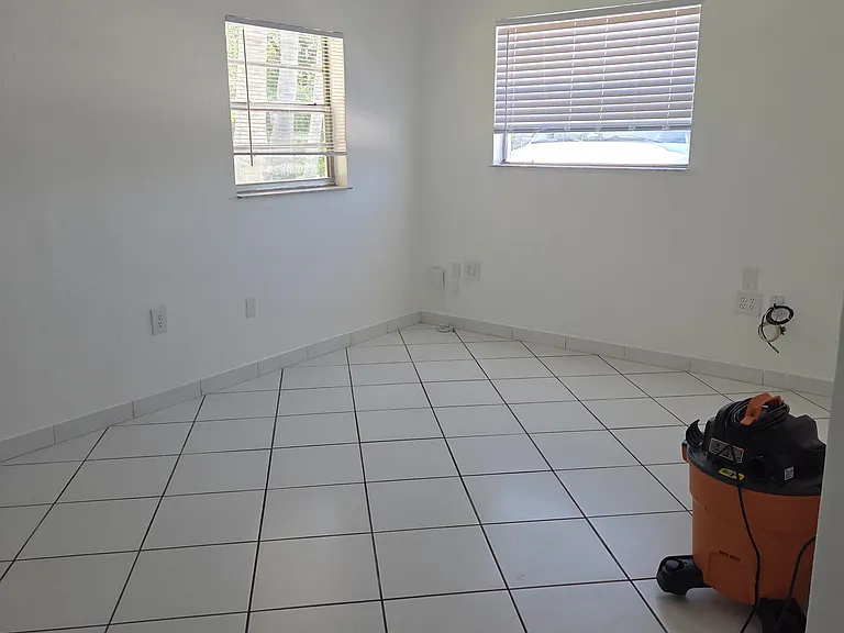 11200 SW 82nd Avenue Rd — Photo 18