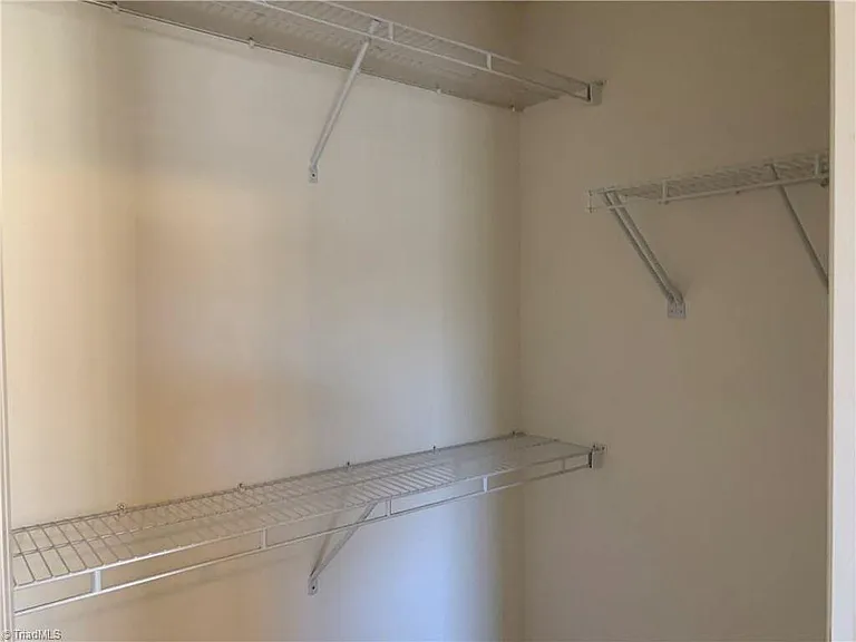 435 Luzelle Dr #435 — Photo 13