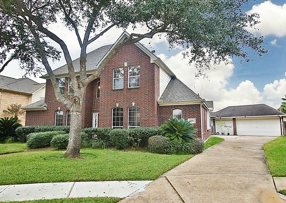 1st image of 1403 Crescent Oak Dr