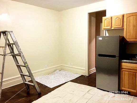 5th image of 2302 28th Ave #C1