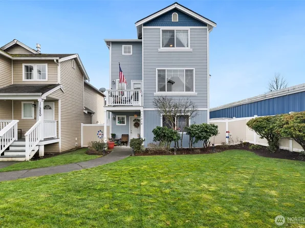 11218 3rd Avenue E, Tacoma, WA 98445