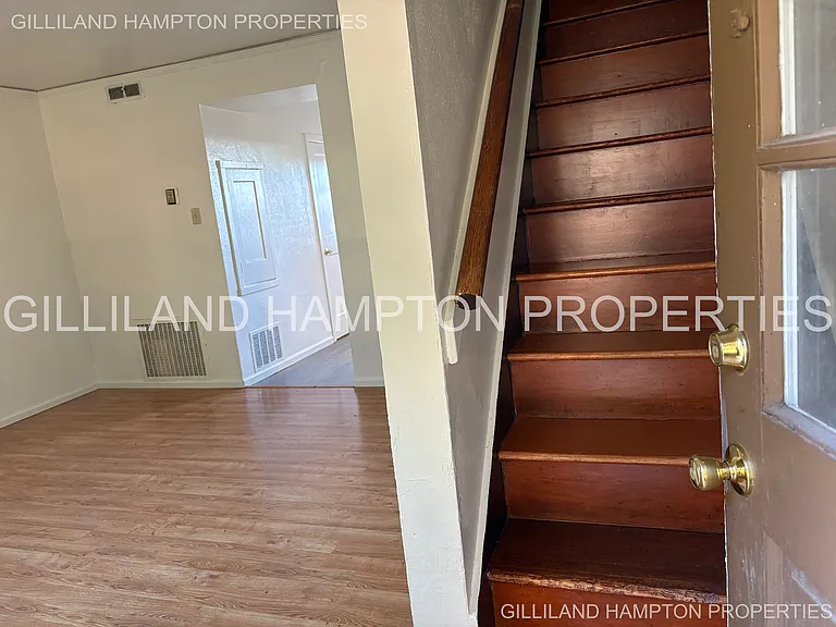 318 NW 15th St #318 — Photo 21