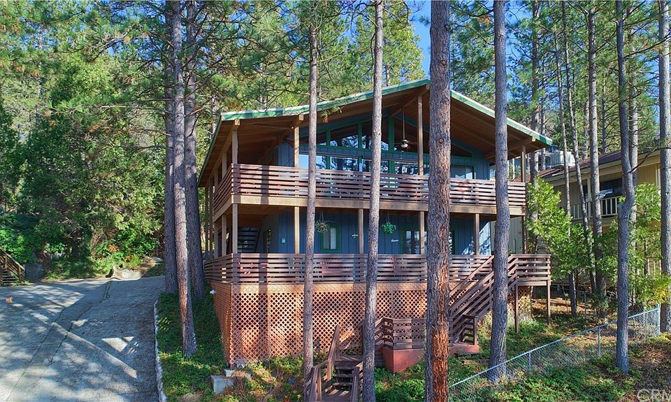 1st image of 37743 Shoreline Dr