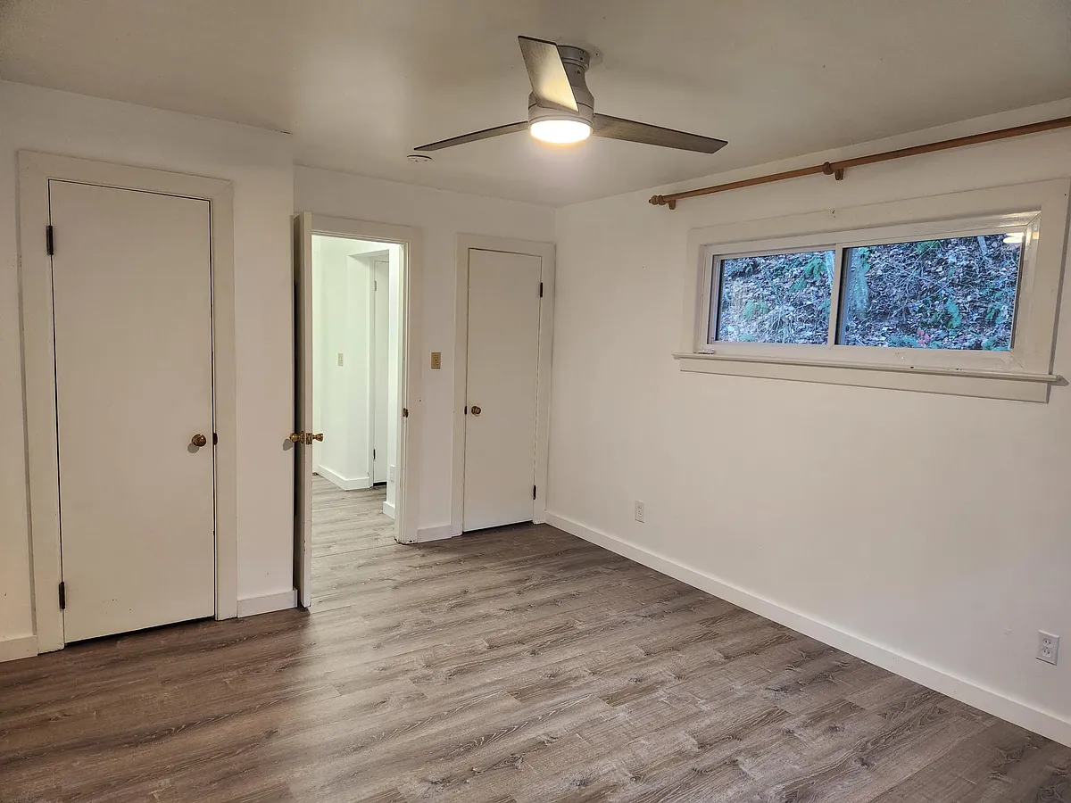 Building Photo - 38 Valley Villas Ln #38