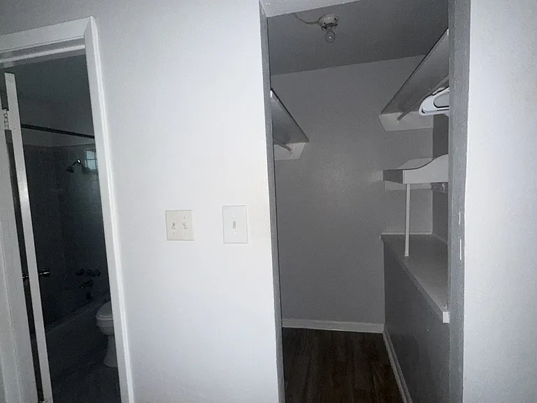 811 Colquitt St — Photo 6
