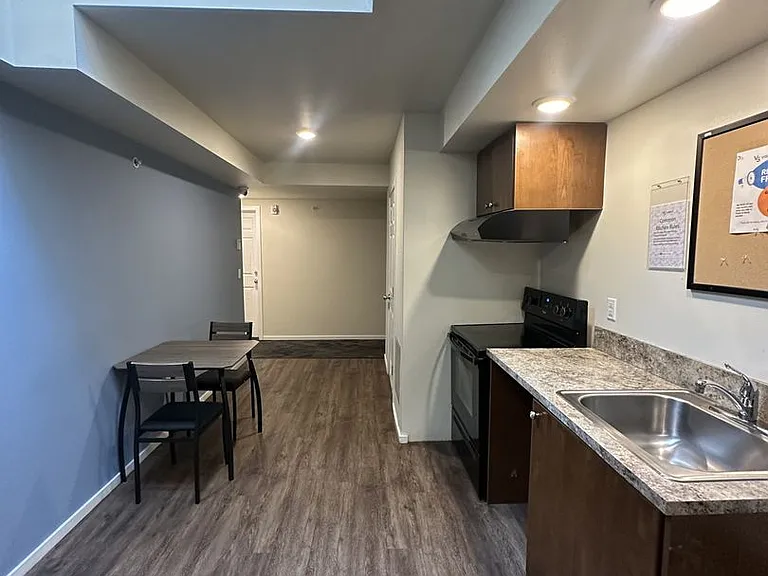 Vision 5 Apartments — Photo 59