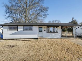 1565 Yaqui Dr, Florissant, MO 63031